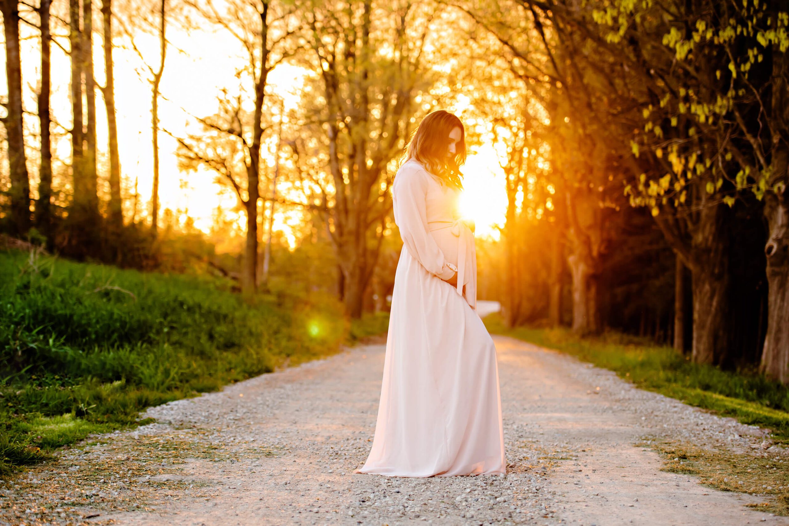 sunflare maternity photography session by Gibson Photography award-winning photographer