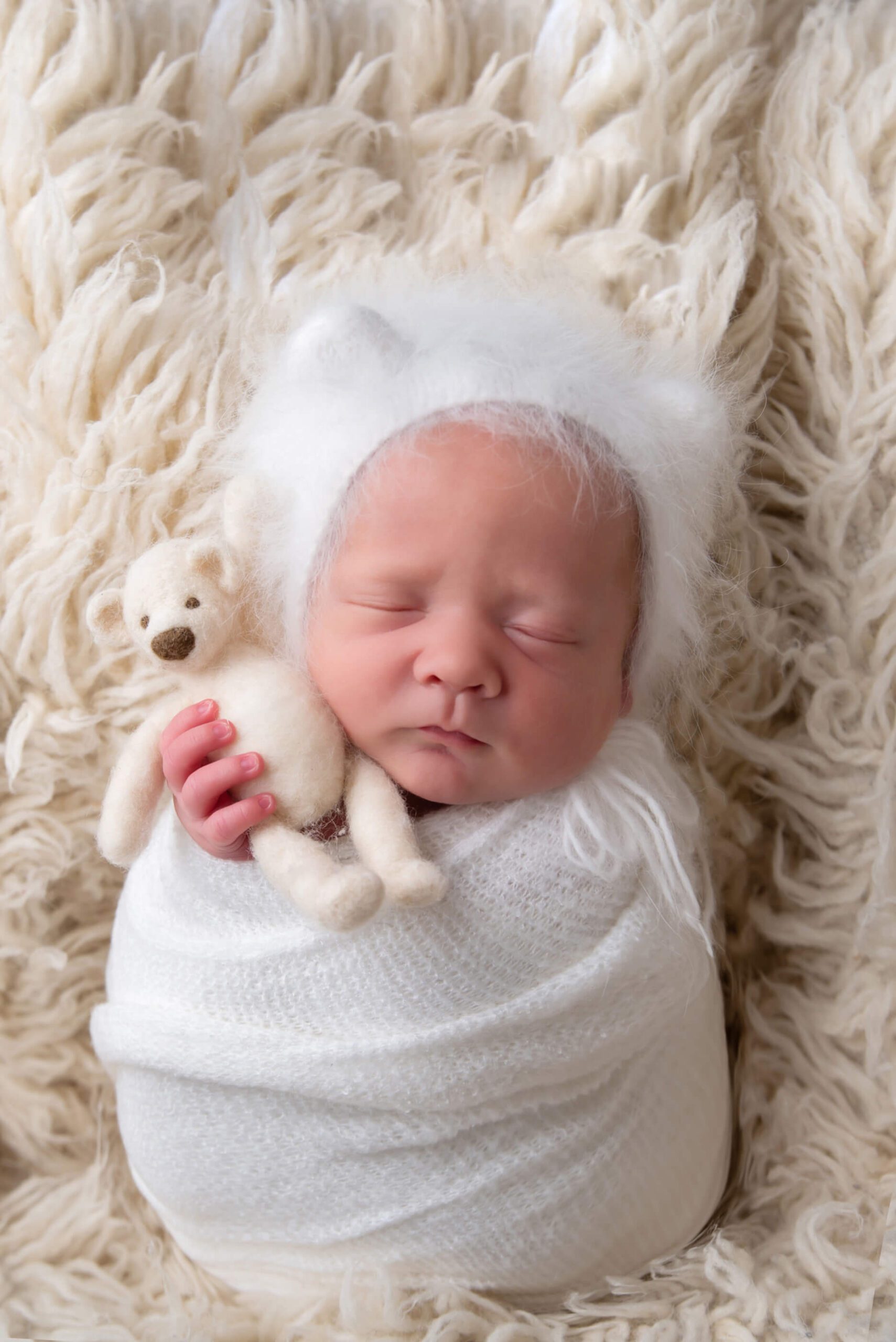 newborn photographer Burlington Ontario