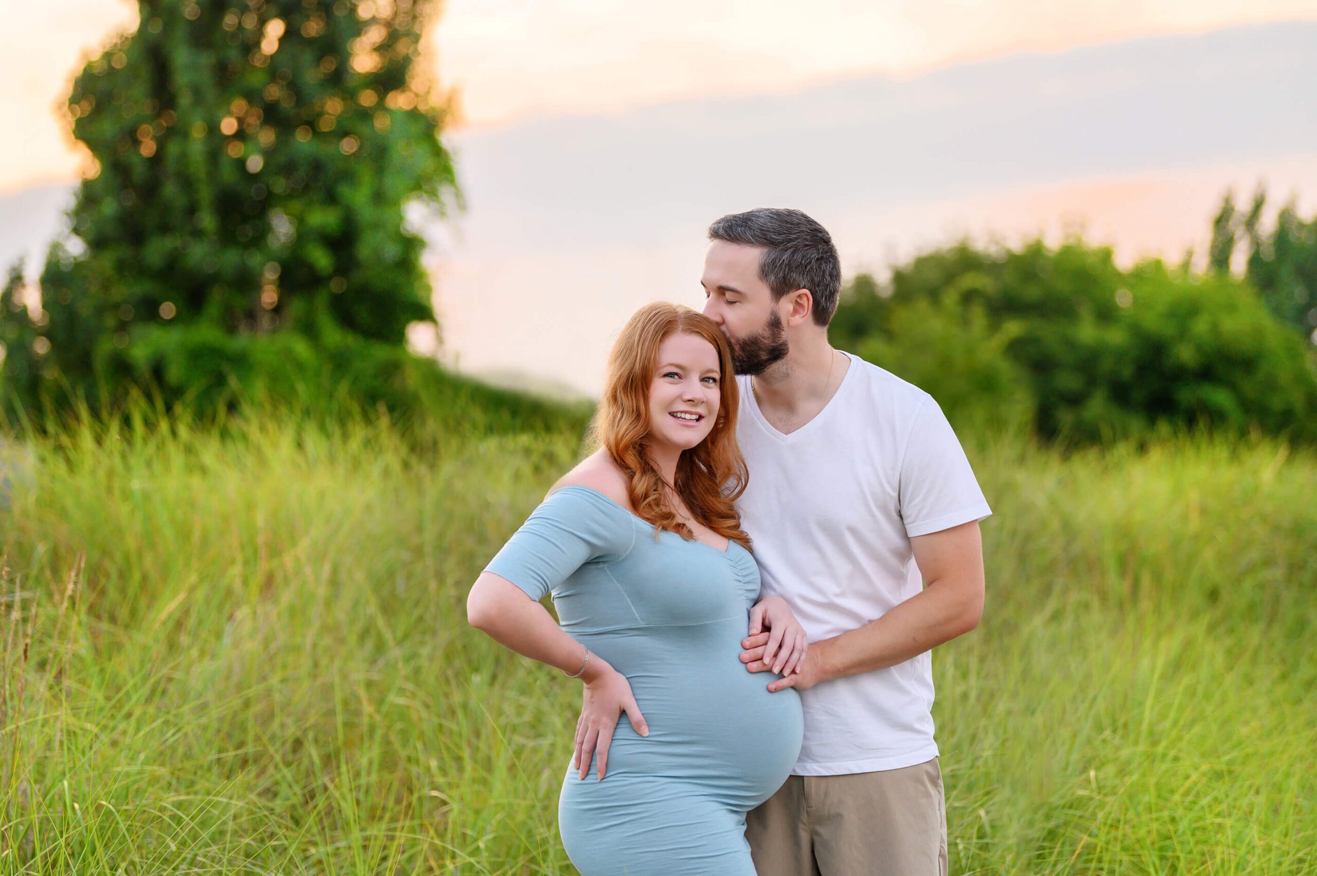 husband and wife soon to be new parents for their maternity photography session Burlington, Ontario