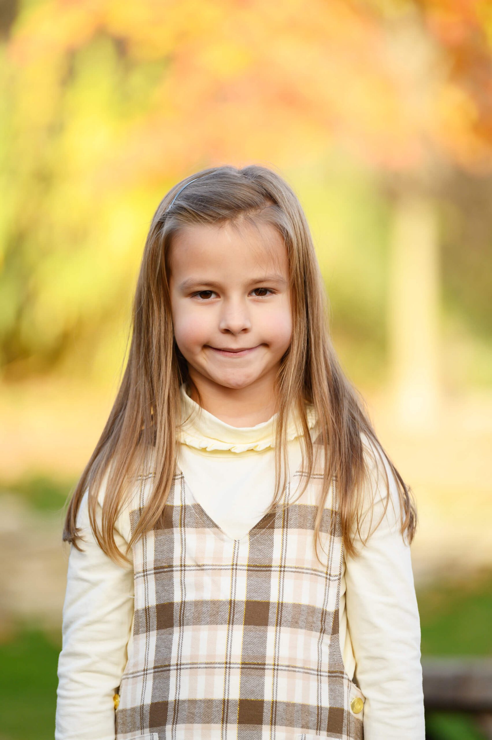 young girl for her fall family photos